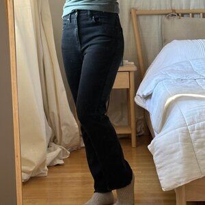 JBD Cut-off Straight Jeans in Black